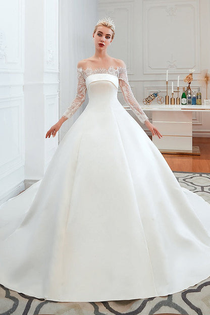 Romantic Lace Long Sleevess Princess Satin Wedding Dress