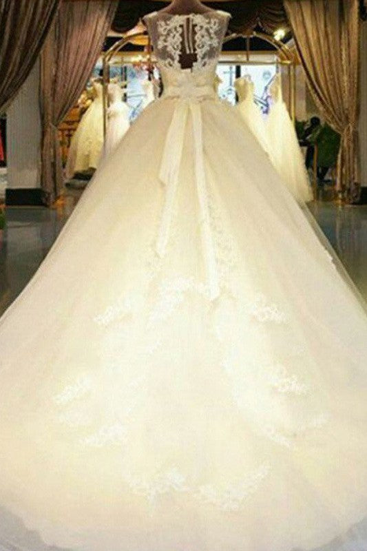 Sleeveless Ribbon Scoop Applique Tulle Ball Gown Cathedral Train Wedding Dresses