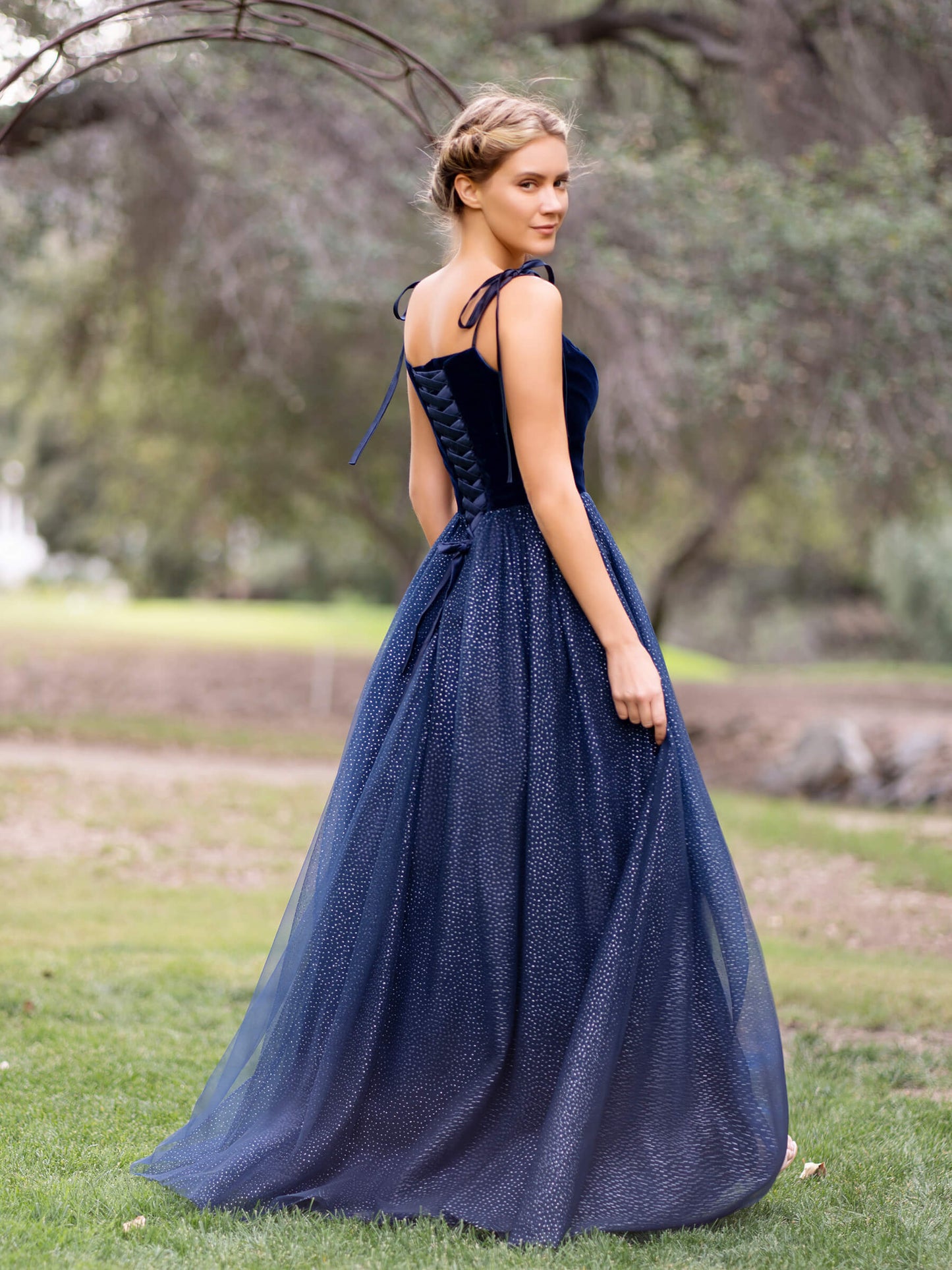 Spagatti Straps Velvet Tulle Floor Length Prom Dress