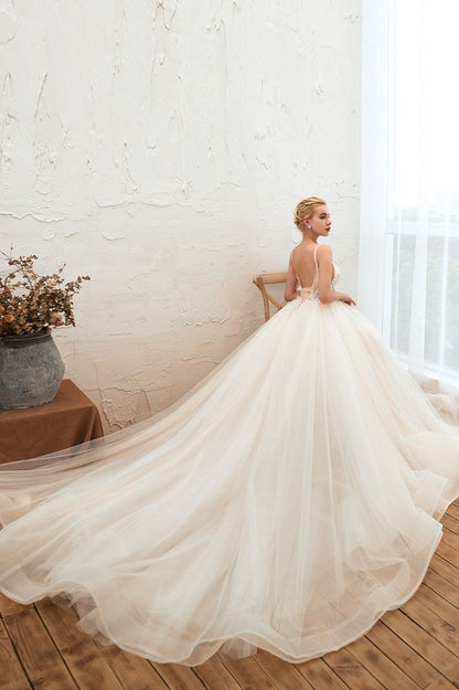 Summber Beach Spaghetti Straps Ivory Ball Gown Wedding Dress Online