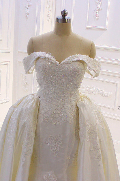 Sweetheart Lace Appliques Off the Shoulder Detachable Train Wedding Dress