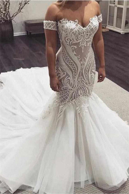 Sweetheart Luxurious Mermaid Court Train Beach Wedding Dress