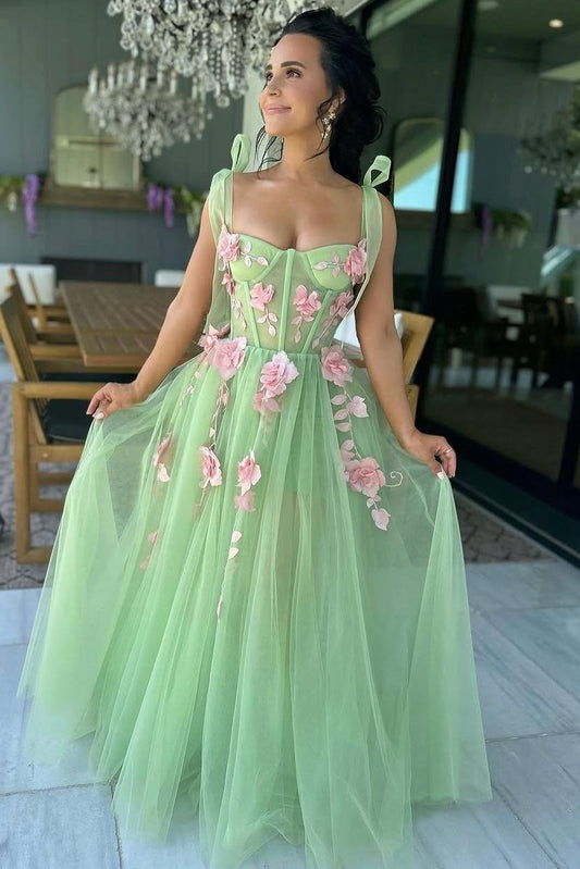 Taurus | Sweet Green A-Line Straps Sleeveless Appliques Tulle Long Prom Dress