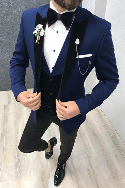 Three-piece Black-and-blue Peak Lapel Wedding Suits Tuxedos with Waistcoat