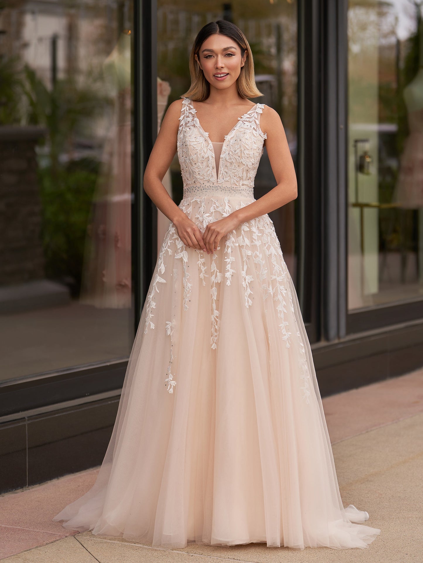 V-neck Applique Lace Tulle Sweep Train Prom Dress