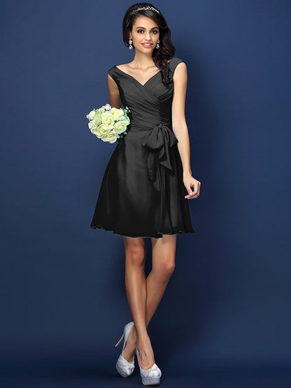 V-Neck Elegant Pleats Bowknot Sleeveless Short Chiffon Bridesmaid Dresses