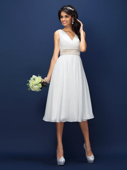 V-Neck Elegant Pleats Sleeveless Short Chiffon Bridesmaid Dresses