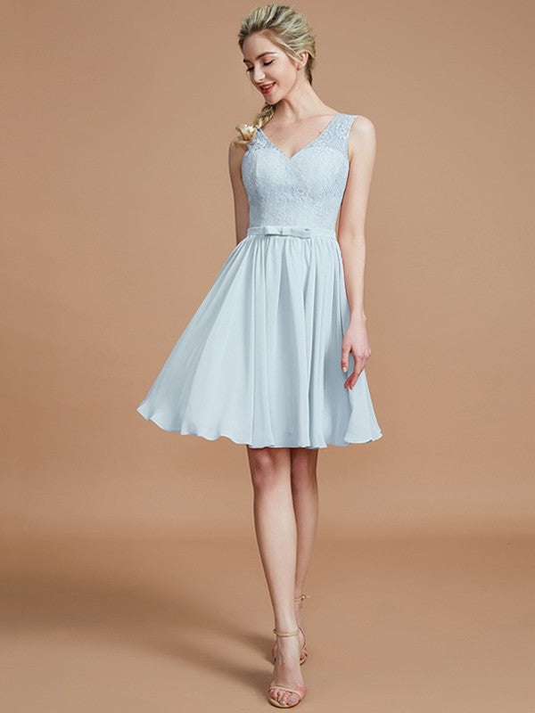 V-Neck Elegant Sleeveless Lace Short/Mini Chiffon Bridesmaid Dresses