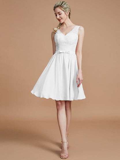 V-Neck Elegant Sleeveless Lace Short/Mini Chiffon Bridesmaid Dresses