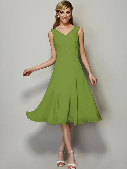 V-Neck Elegant Sleeveless Pleats Short Chiffon Bridesmaid Dresses