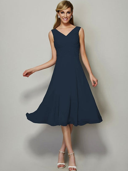 V-Neck Elegant Sleeveless Pleats Short Chiffon Bridesmaid Dresses