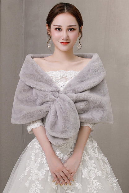 Warm Grayi Ears-Trimmed Winter Wedding Dress Shawl