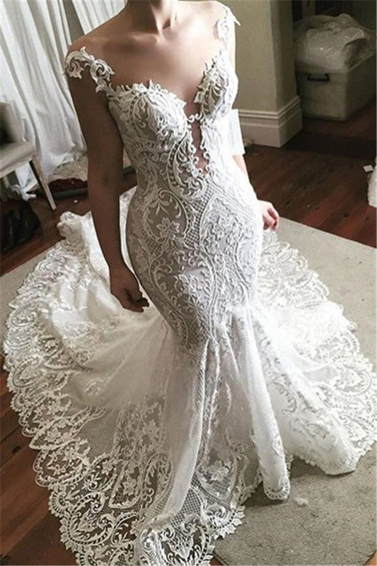 Wholesale Lace Fit and Flare Wedding Dress Glamorous Sheer Tulle Bridal Gowns with Buttons